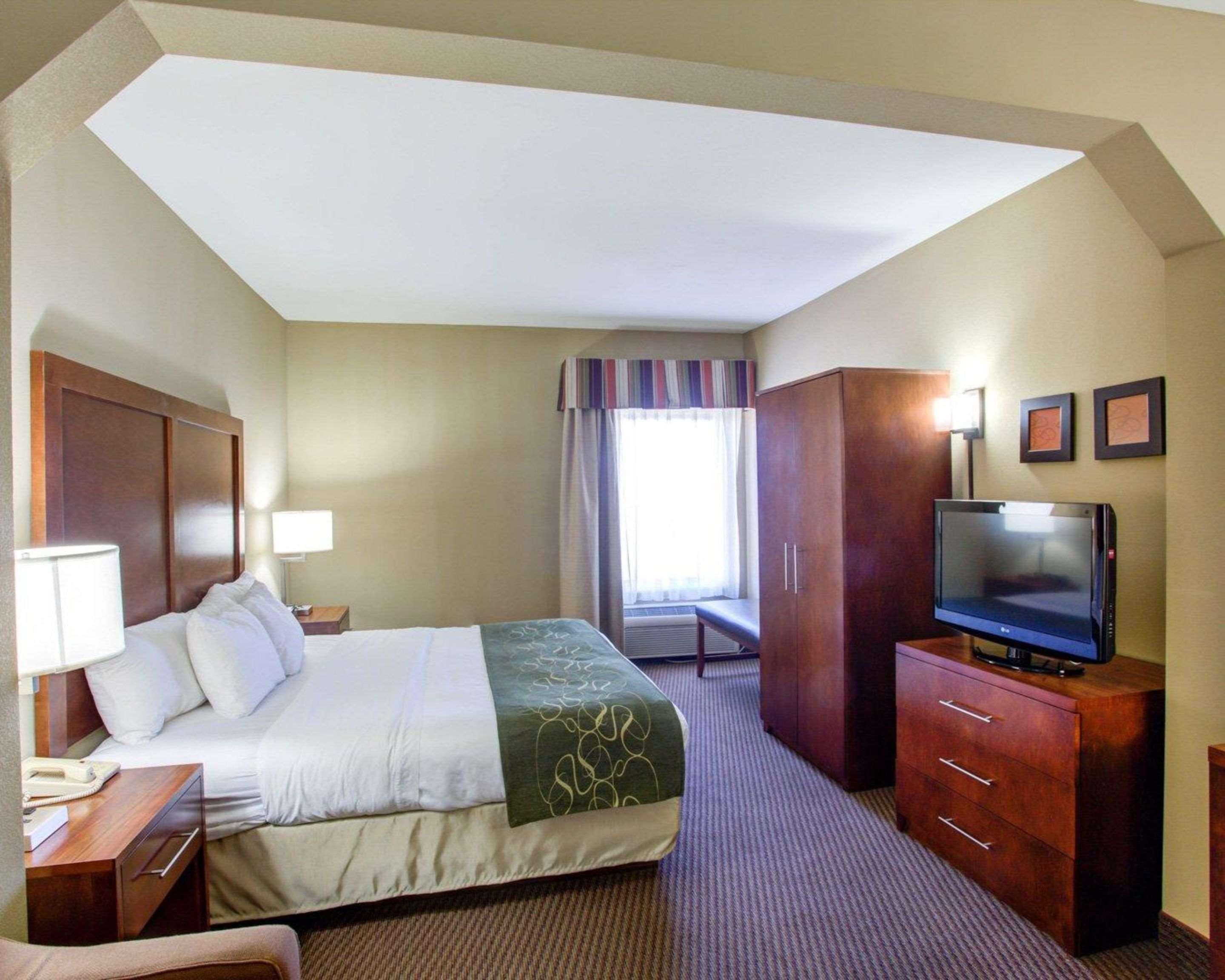 Comfort Suites Crossville Bagian luar foto