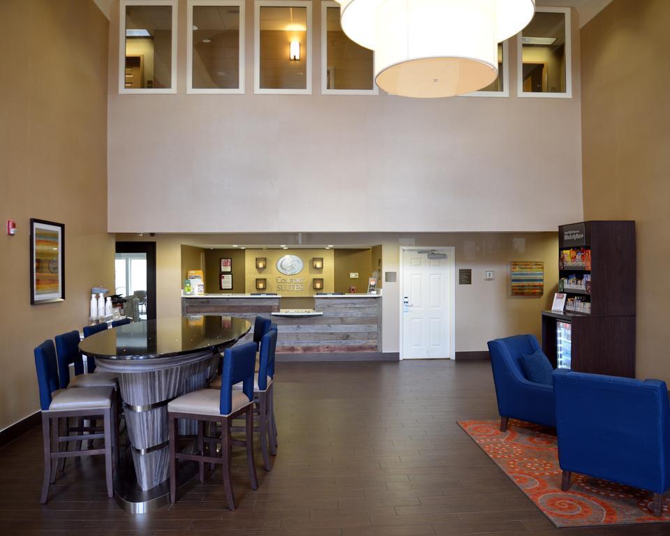 Comfort Suites Crossville Bagian luar foto