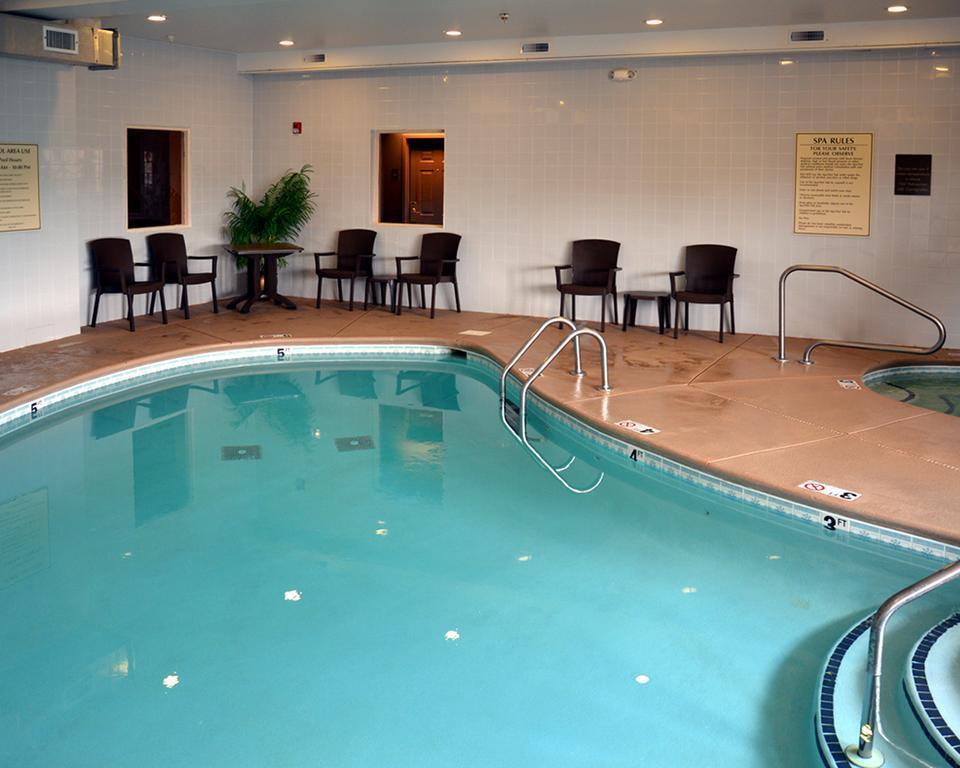 Comfort Suites Crossville Bagian luar foto
