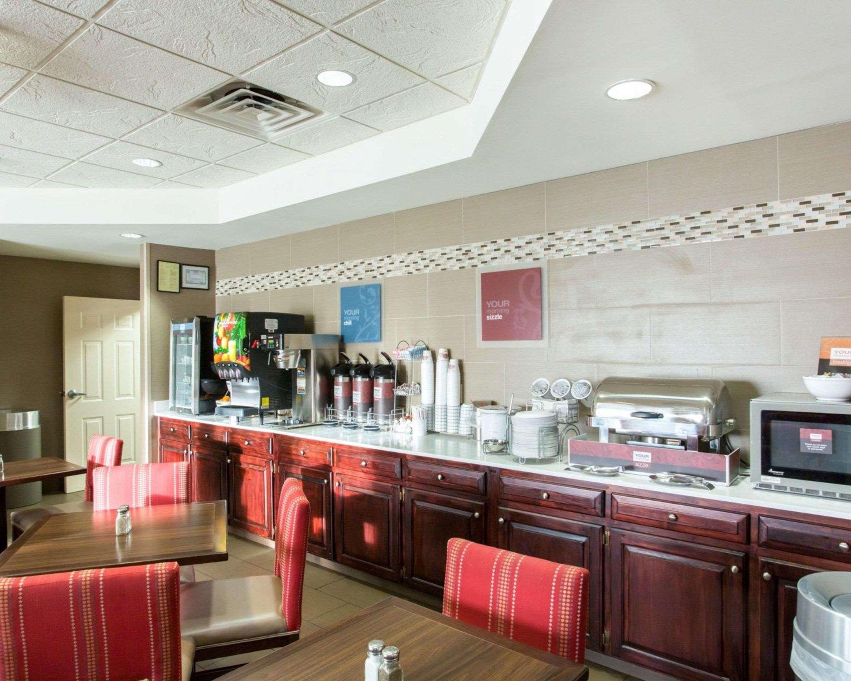 Comfort Suites Crossville Bagian luar foto