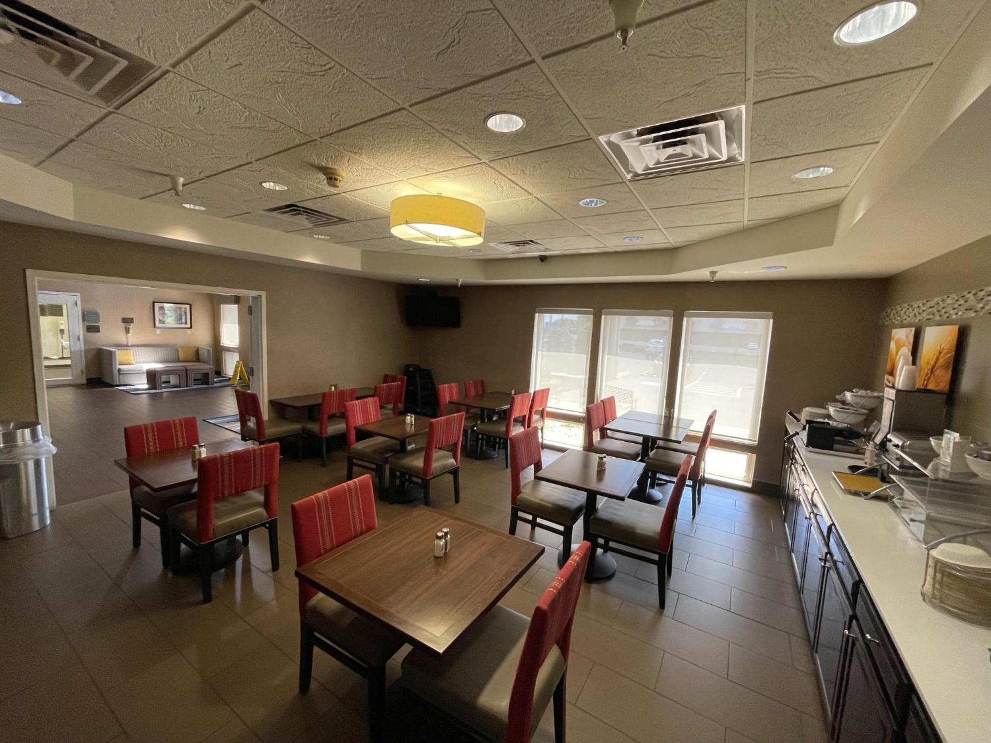 Comfort Suites Crossville Bagian luar foto