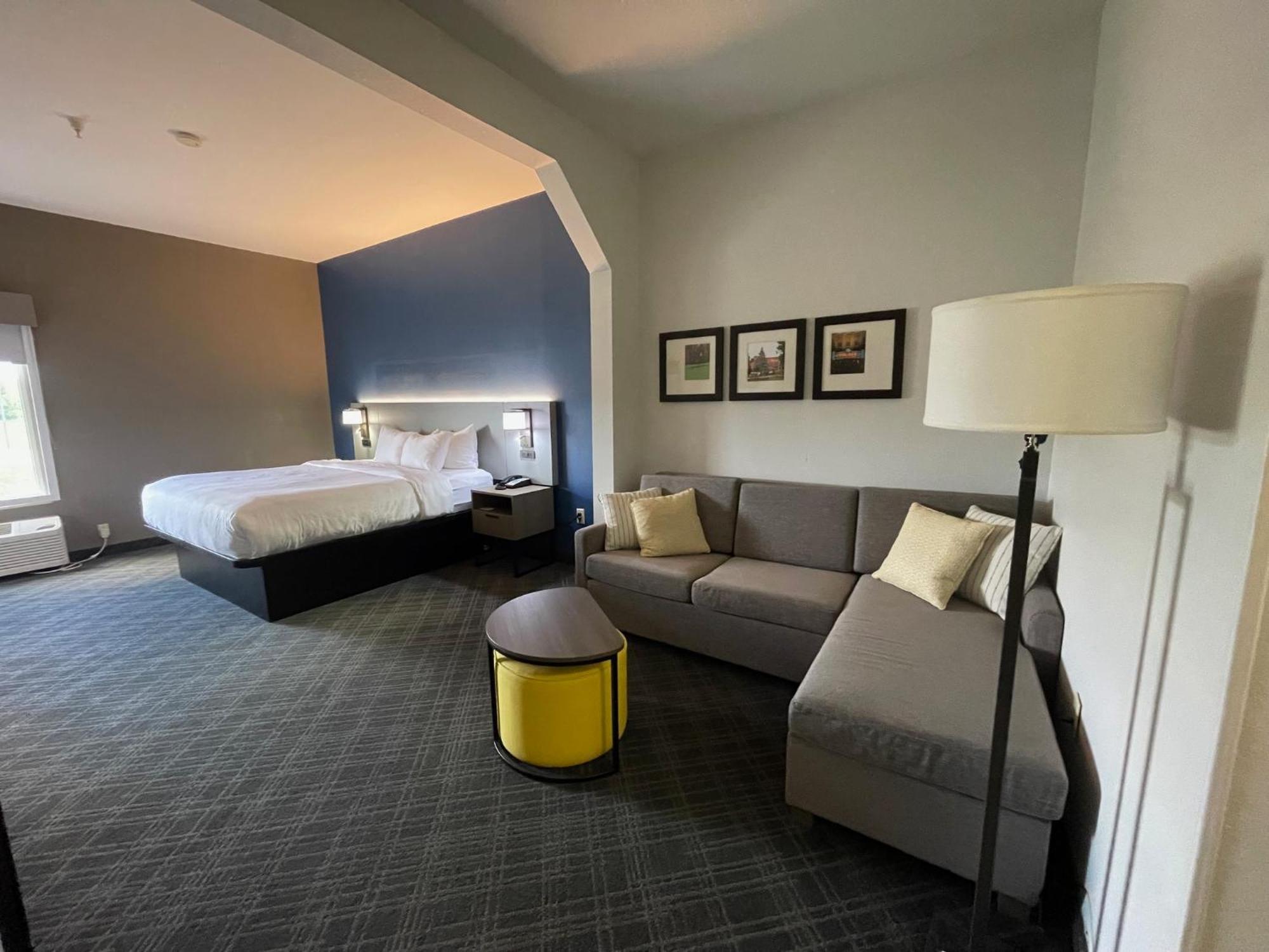Comfort Suites Crossville Bagian luar foto
