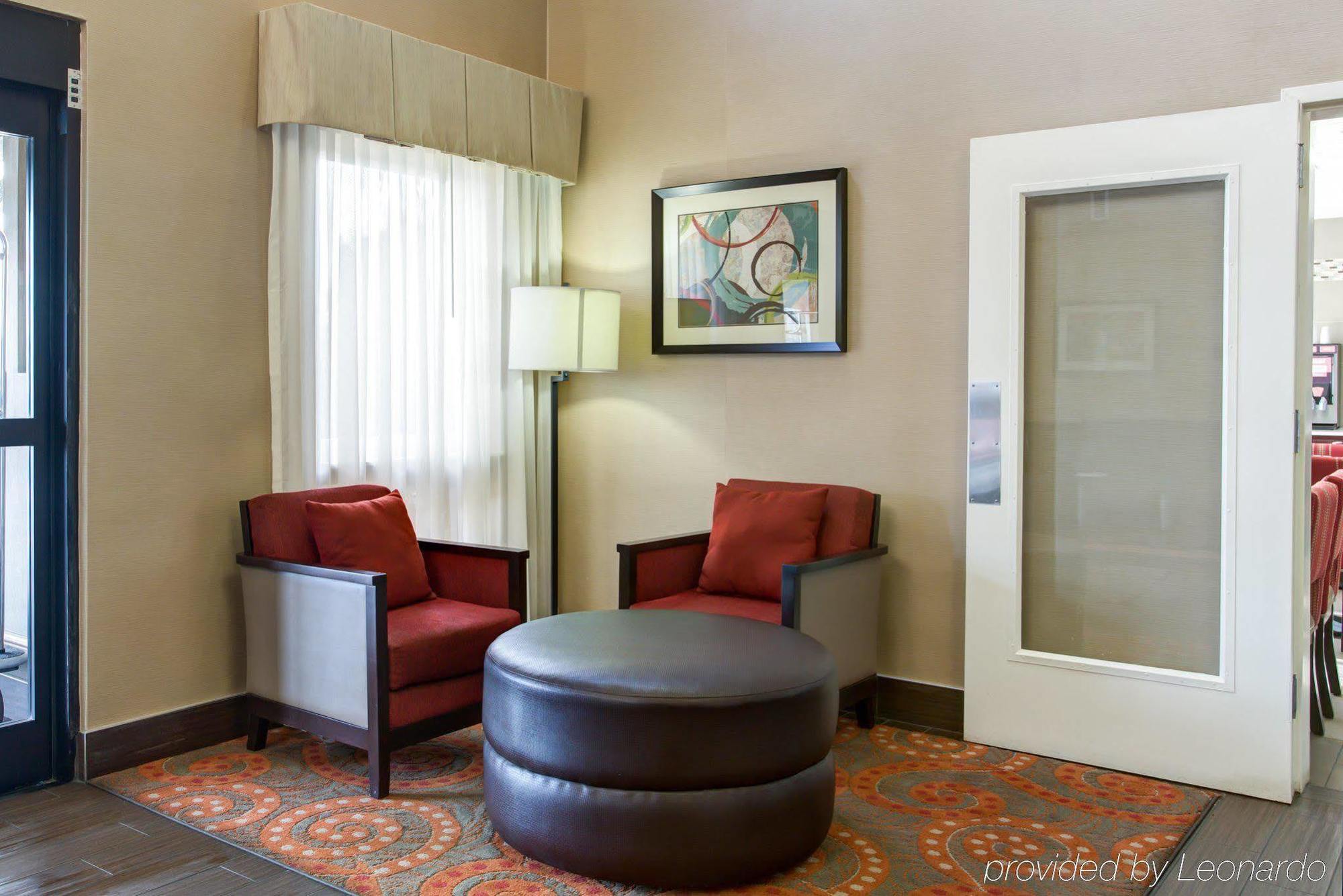 Comfort Suites Crossville Bagian luar foto