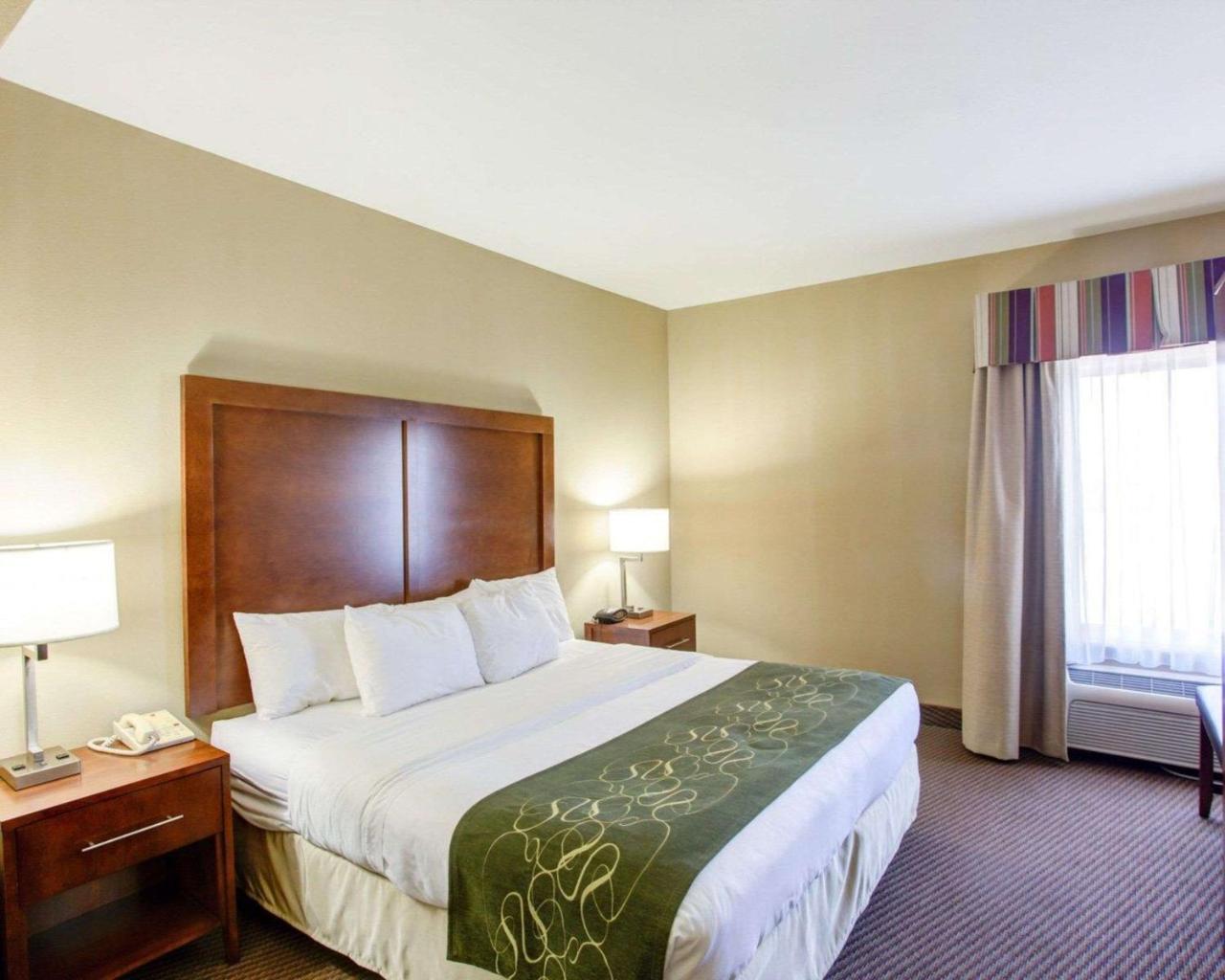 Comfort Suites Crossville Bagian luar foto